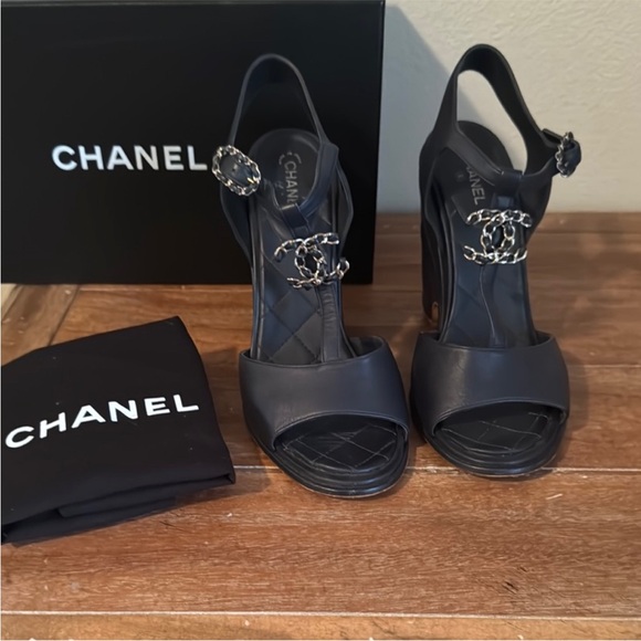 CHANEL Lambskin Leather T-Strap Wedge CC Sandals - Picture 13 of 15